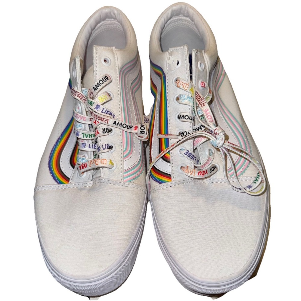 VANS - OLD SKOOL - PRIDE RAINBOW SKATE SNEAKER - White Rainbow True White EUC